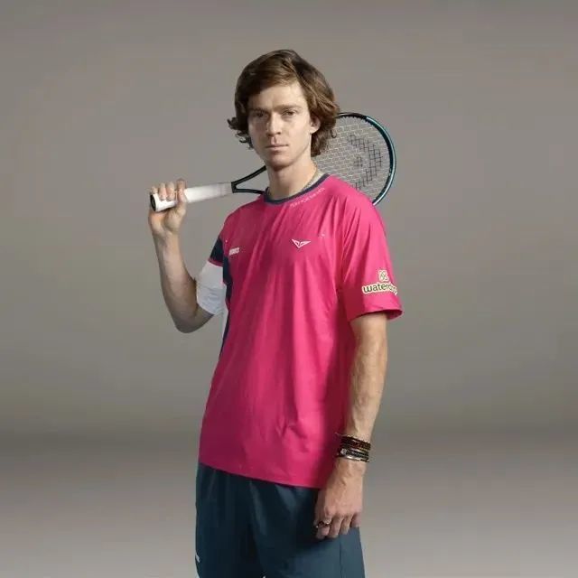 他们是目前 他们是目前